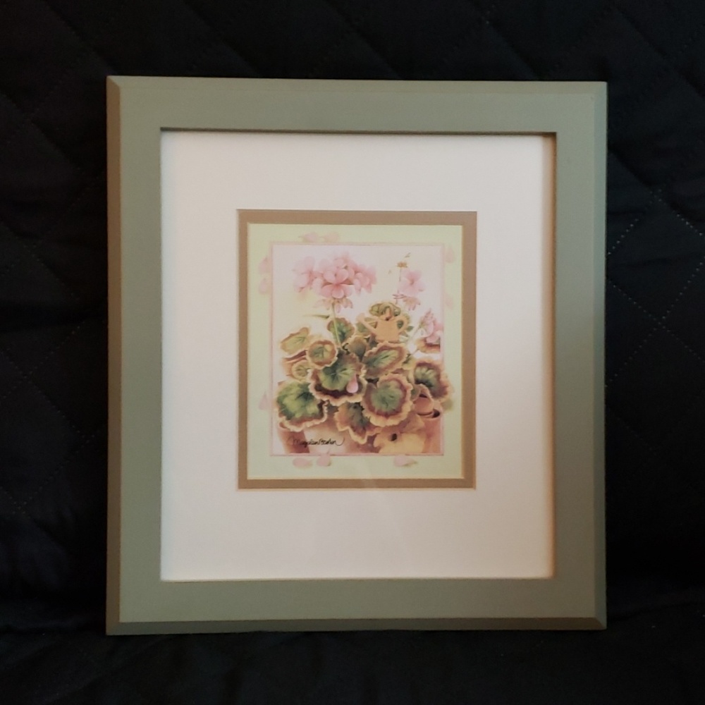 Marjolein Basin framed print